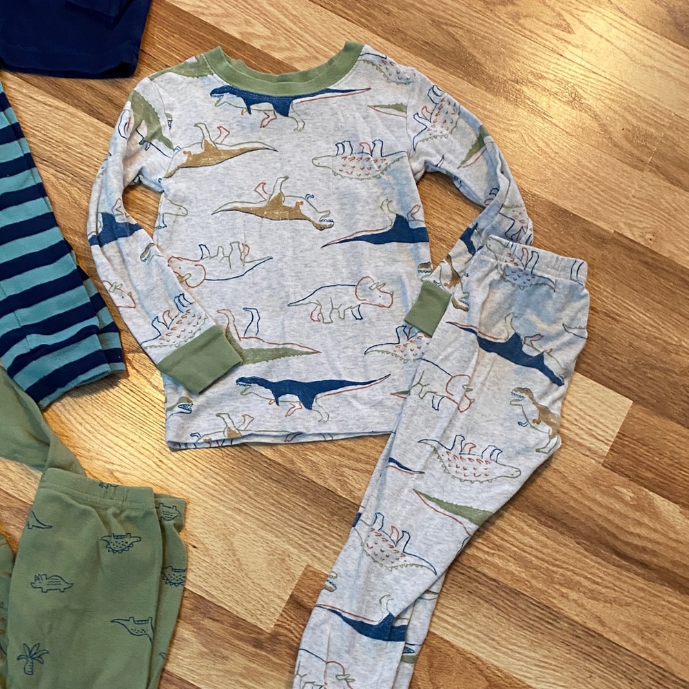 Kids Dinosaur and Animal Pajama Bundle. Size 3T from Carters - Picture 7 of 7